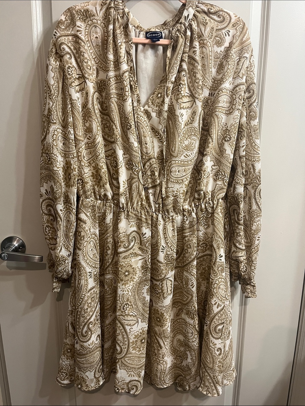 CeCe Neutral Paisley Long-Sleeve V-Neck Dress
